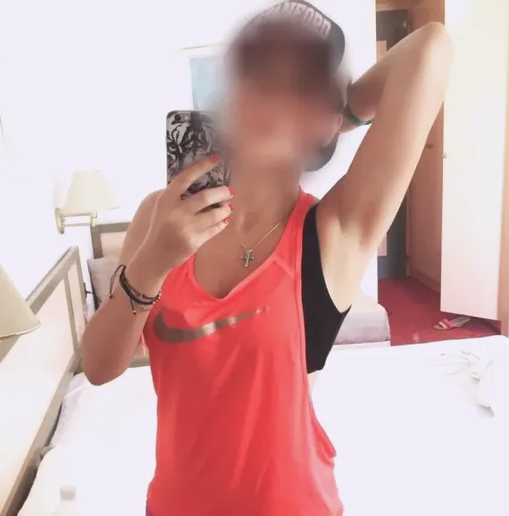 Ángela, 28 años