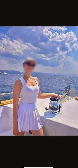 Lara, 33 años